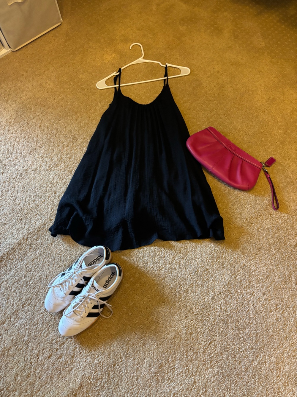 Kimchi Blue Urban Outfitters Black Swing Mini Dress S Flowy Spaghetti Strap